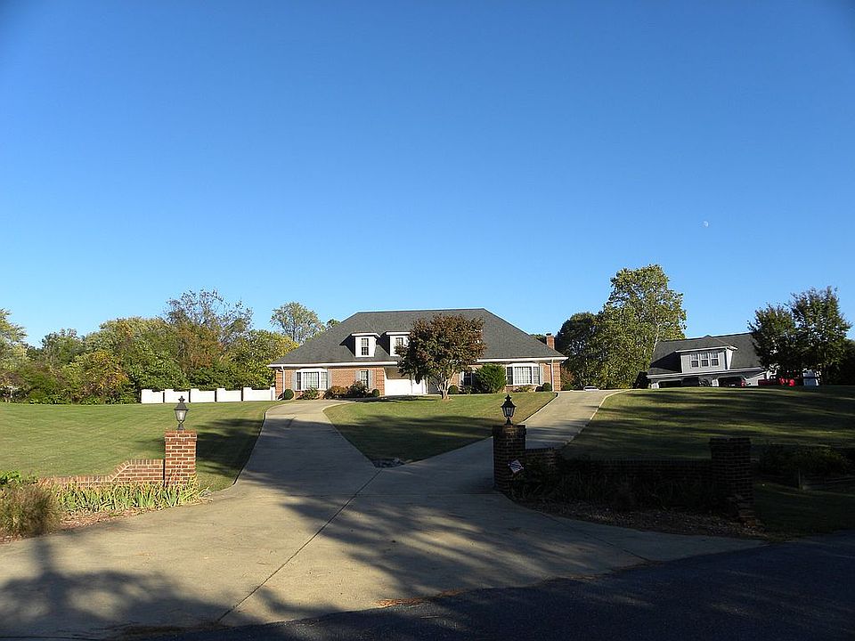 1st image of 27588 Hills Way