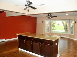 4575 Coral Dr, Brookfield, WI 53045