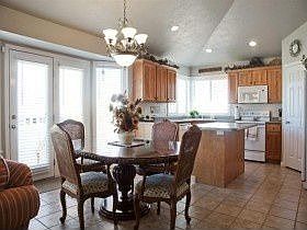 5th image of 9047 S Mountain Iris Way