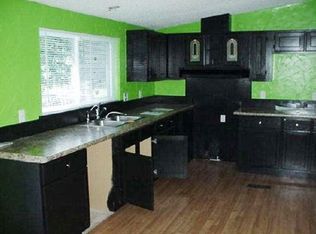 9978 Cableline Rd, Newton Falls, OH 44444