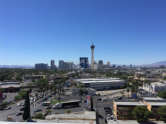 3rd image of 900 S Las Vegas Blvd #809