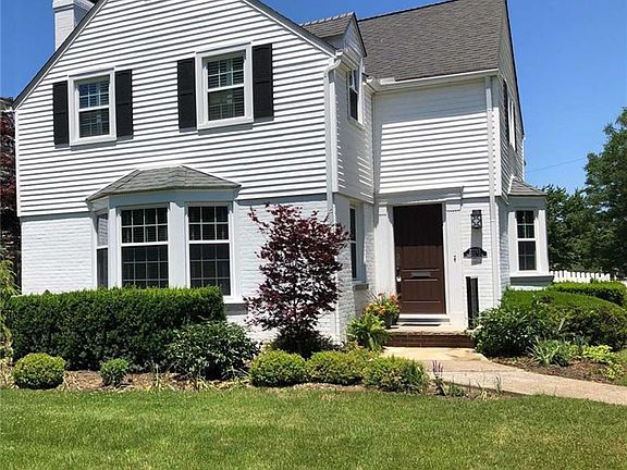 2nd image of 22755 Fairmount Blvd