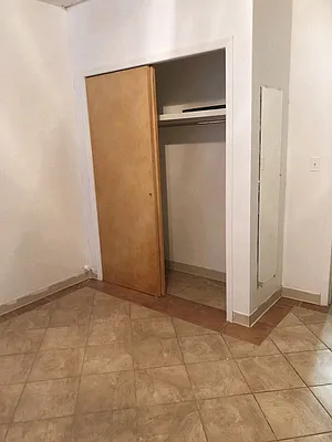 Rented by Kinyu Realty | media 3
