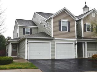 112 Cherry Blossom Ct, Schenectady, NY 12306