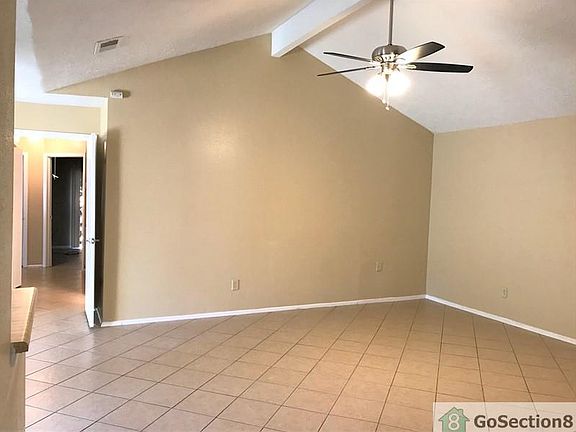 3rd image of 16119 New Field Dr