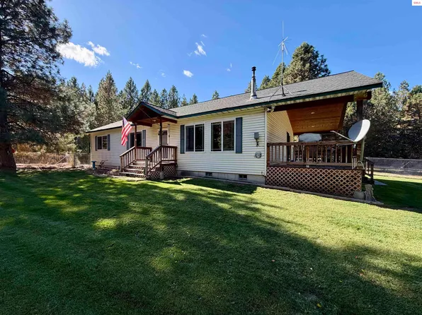 36 Kings Spur Dr, Careywood, ID 83801