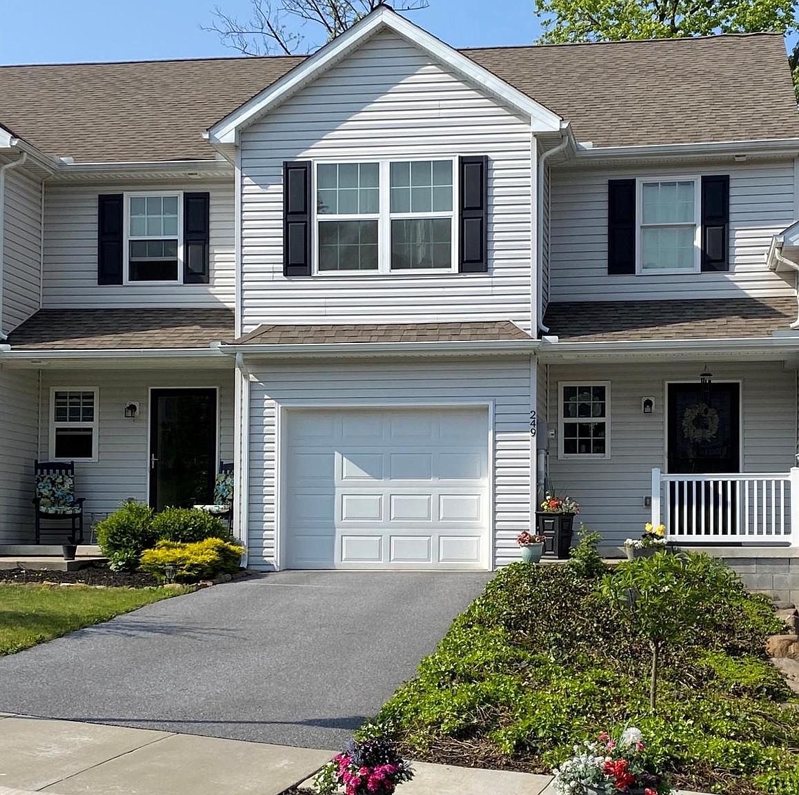 249 Wildflower Dr, East Earl, PA 17519 Zillow