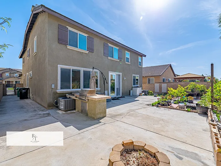 12488 Celebration Dr — Photo 36