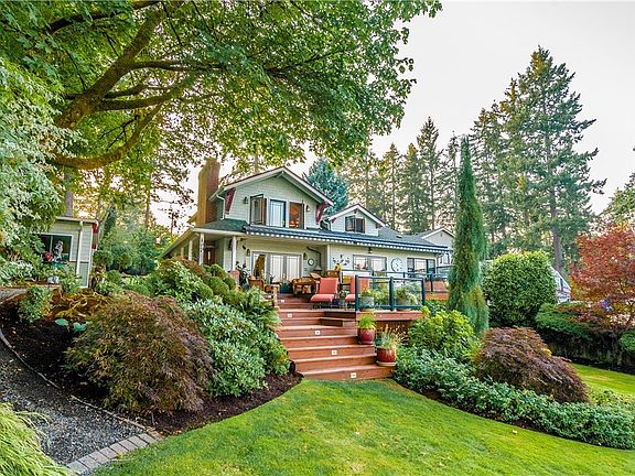 3rd image of 9015 Gramercy Pl SW