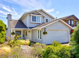 2734 Westlake Dr, Coquitlam, BC V3C 5J7