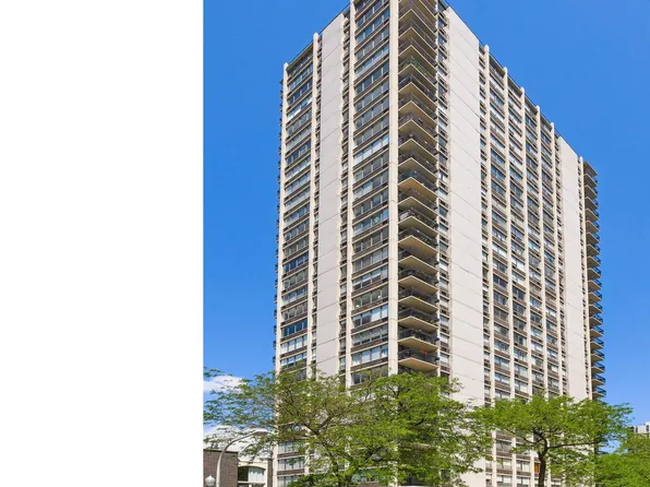 1355 N Sandburg Ter APT 1707D, Chicago, IL 60610