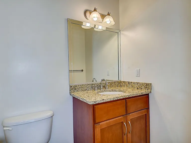 2224 W Berrie Cir — Photo 25
