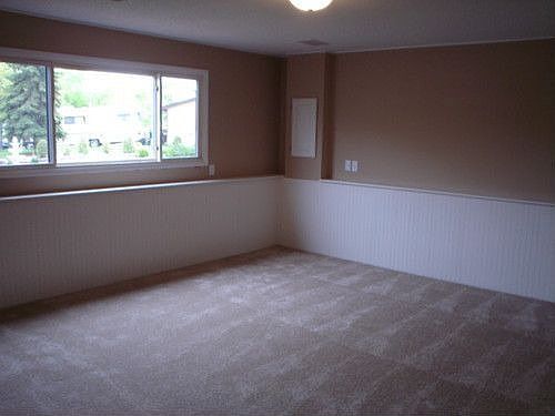2nd image of 10244 Erskin St NE