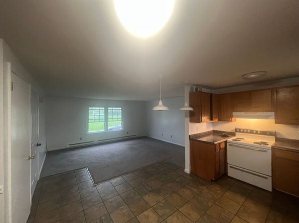 172 Lantern Dr APT 3