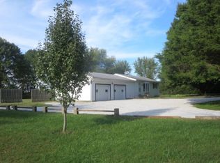 7224 N Lower Lake Dr, Martinsville, IN 46151