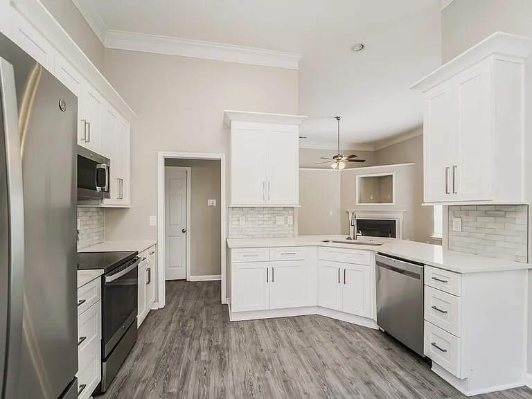 4003 Enderbury Dr — Photo 7