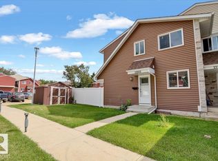 Sifton Park Ravine, Edmonton, AB T5A 3L5