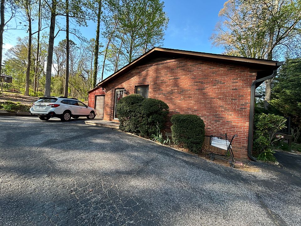 1st image of 119 Wakefield Dr