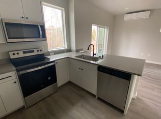 606 Telegraph Rd, Bellingham, WA 98226