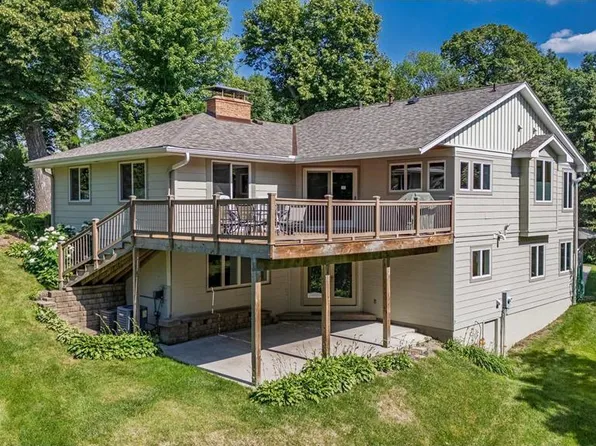 30 Interlachen Ln, Tonka Bay, MN 55331