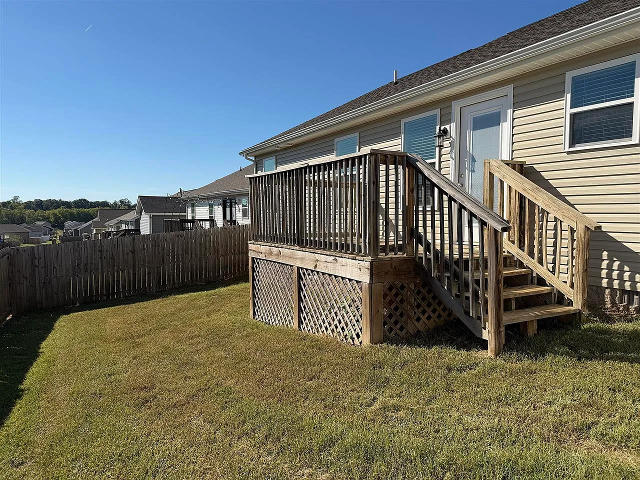 3 bed, 1287 sqft, $1,650 — Photo 4