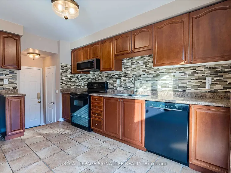 759 Edwards Ave — Photo 14