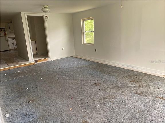 2nd image of 4025 Carter Ct
