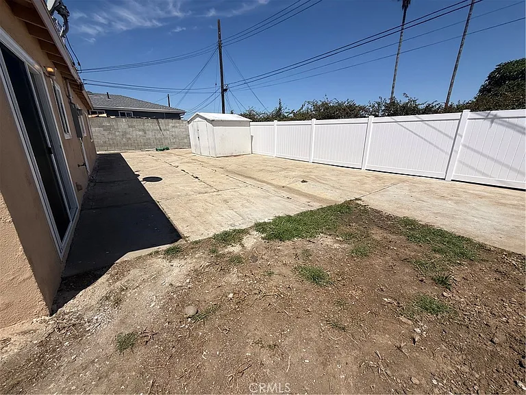 19231 Tranbarger St — Photo 16