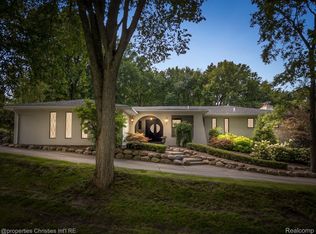 835 Northgate Rd, Rochester, MI 48306