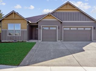 135 SE Airedale Ave, La Center, WA 98629