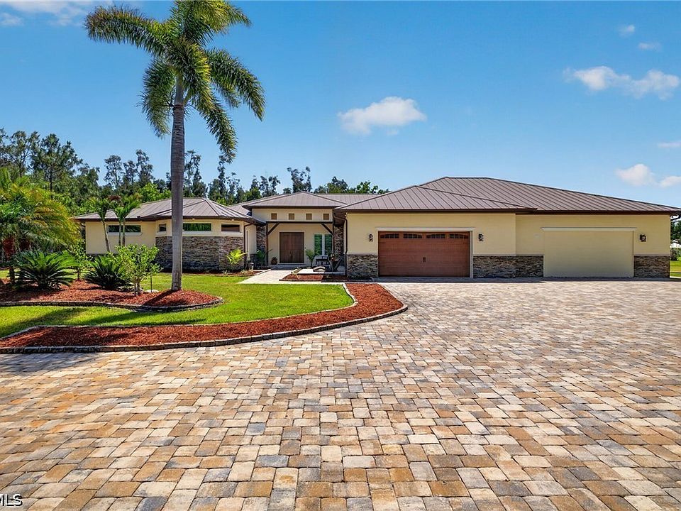 1st image of 15860 Glendale Ln