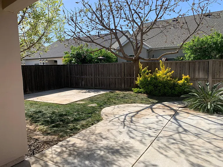 480 W Warwick Ave — Photo 14