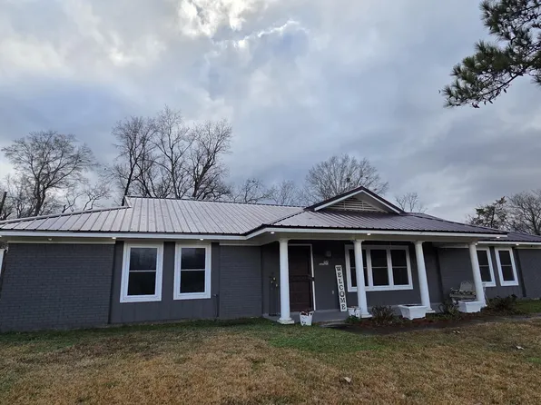 419 Vicksburg St, Edwards, MS 39066