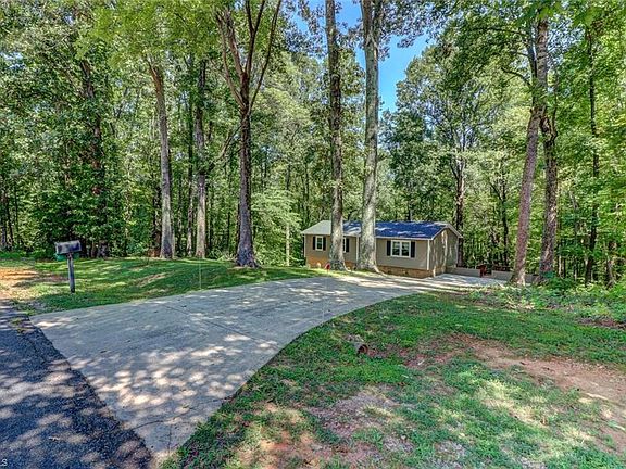 2nd image of 227 College Ln