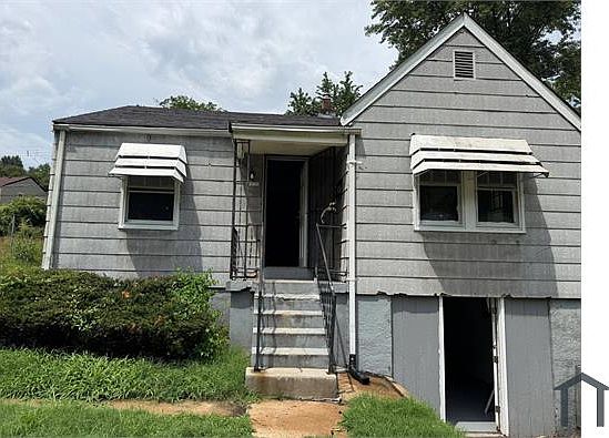 1st image of 7041 Greenhaven Dr