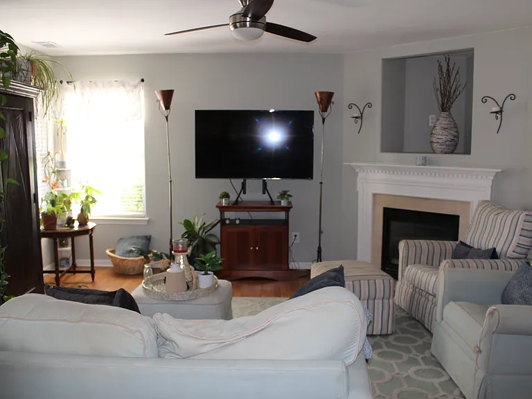 1740 Bernstein Dr — Photo 4