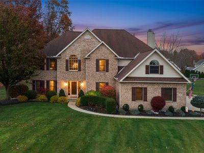561 Monticello Dr, Avon Lake, OH, 44012