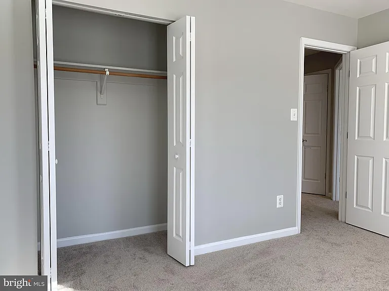 3384 Governors Crest Ct — Photo 33