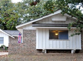 917 Whispering Oak Rd, Oklahoma City, OK 73127