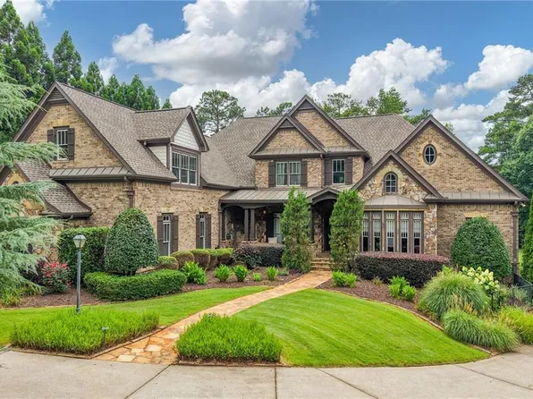 1255 Waterfall Ln NW, Acworth, GA 30101