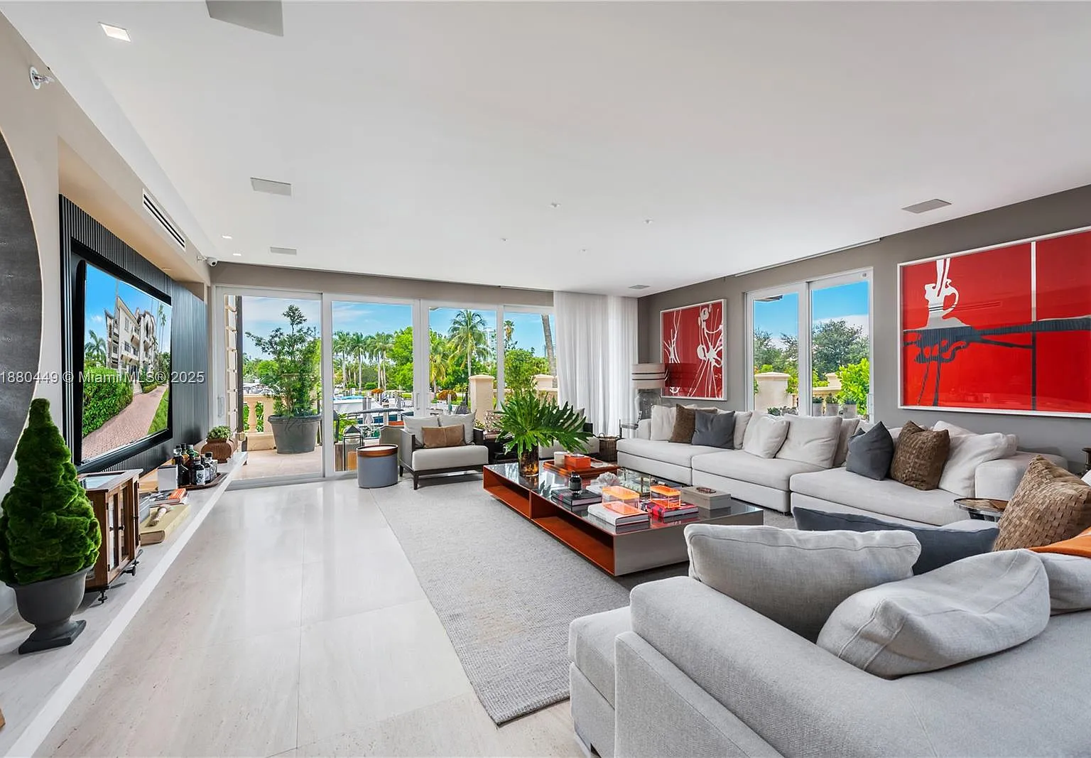 Bayside Village Condo — Photo 1