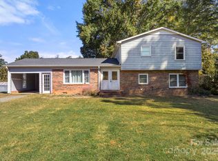 543 Blacksnake Rd, Stanley, NC 28164