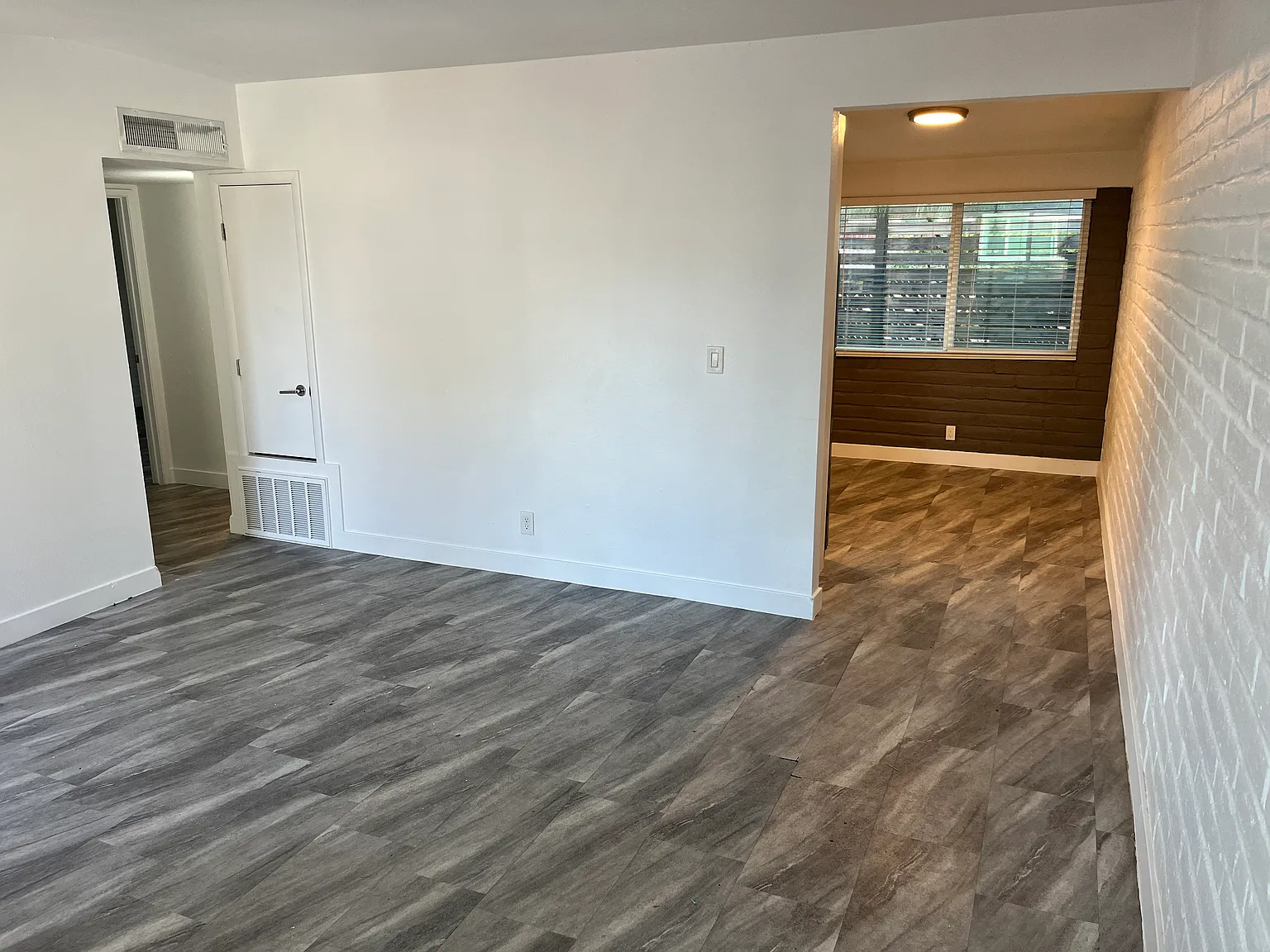 2 bed, 900 sqft, $1,295 — Photo 4