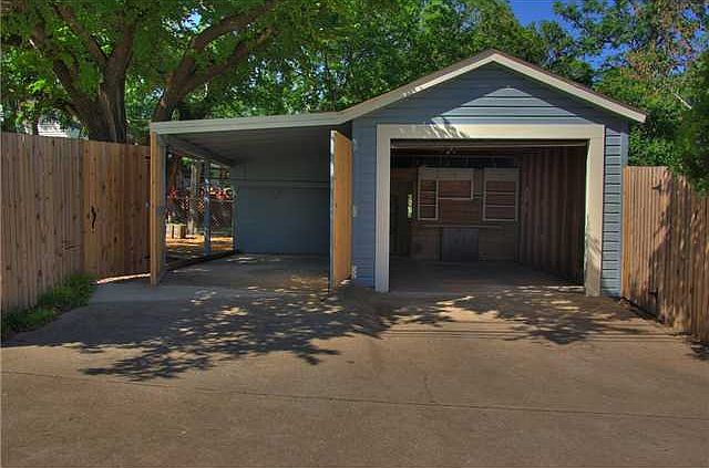 2nd image of 5412 Roosevelt Ave