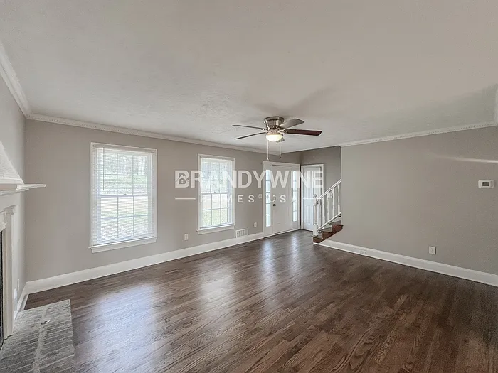 916 S Deshon Rd — Photo 4
