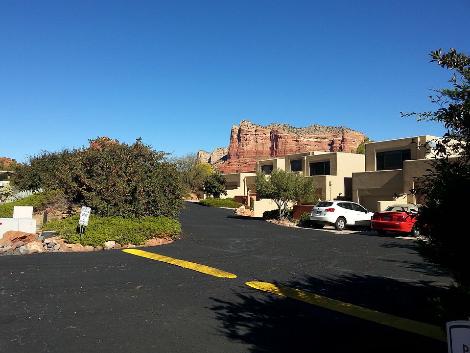 Circular driveway off the street for privacy