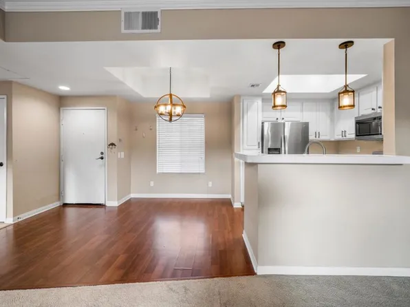 2250 Camino De La Reina Unit 6304, San Diego, CA 92108