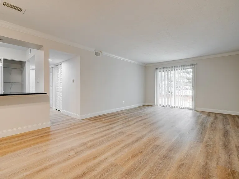 5562 E Virginia St — Photo 25