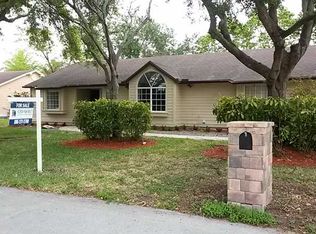 14841 SW 154th Ter, Miami, FL 33187