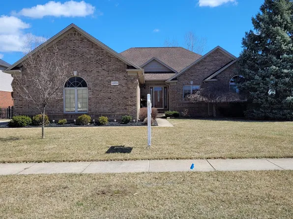 32851 Adam Brown Dr, Rockwood, MI 48173